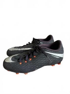 Nike HyperVenom Kids Soccer Cleats Size 5Y